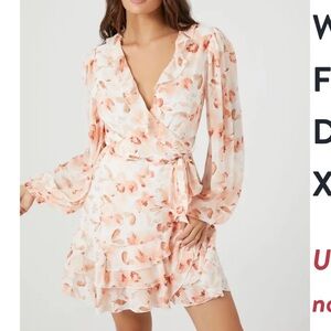 Forever 21 Women's Chiffon Floral Print Wrap Dress in White/Pink, Large